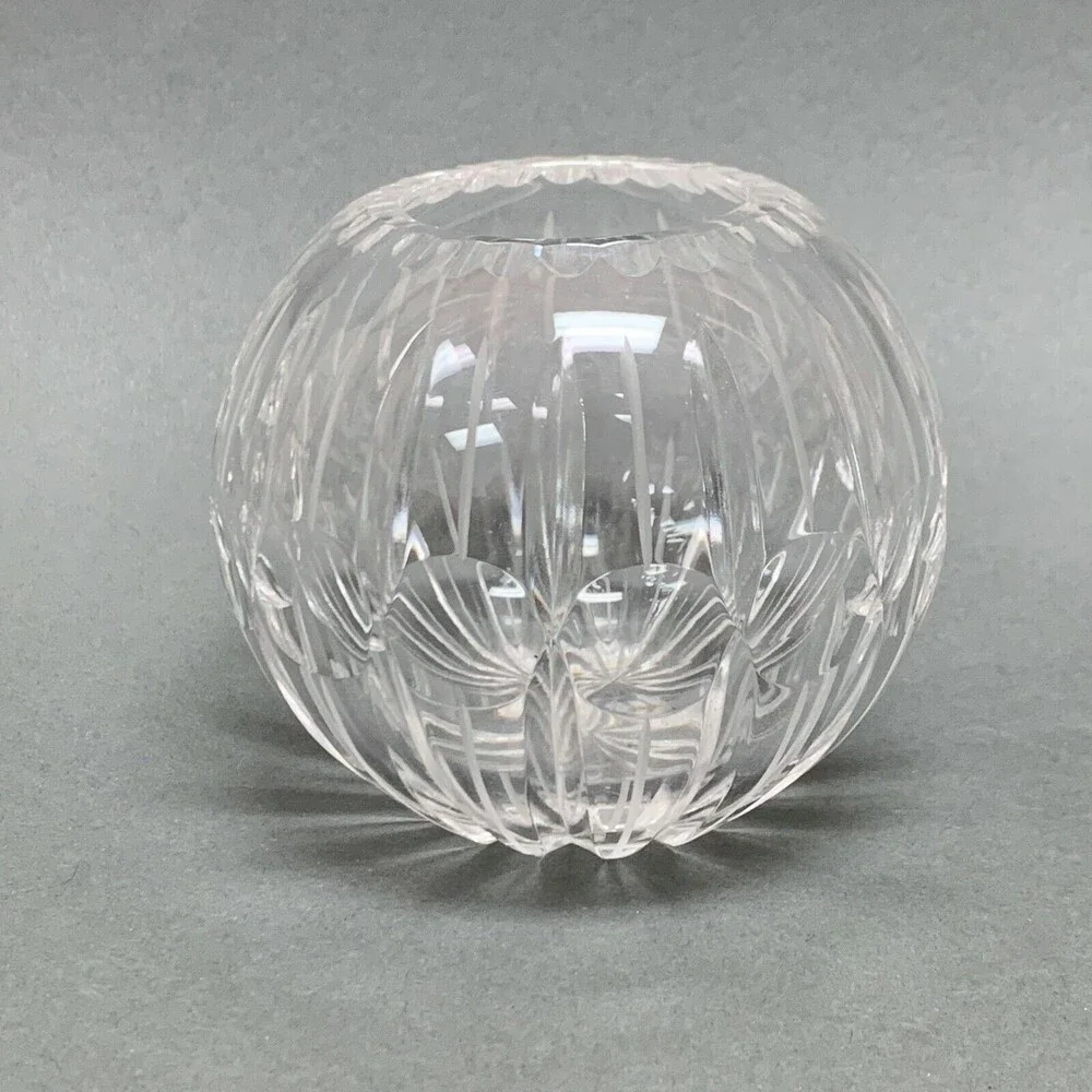 Unbranded crystal glass